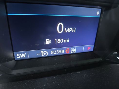 Used 2020 GMC Sierra 1500 SLE w/ SLE Value Package image 14