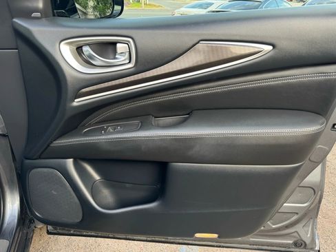 Used 2019 INFINITI QX60 Luxe w/ Essential Package FWD image 33