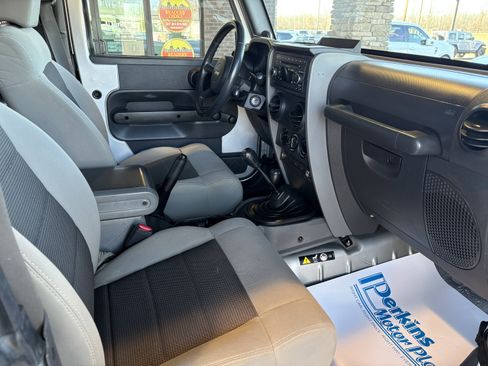 Used 2008 Jeep Wrangler X image 21
