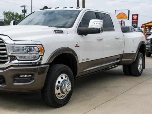 Used 2023 RAM 3500 Limited AWD/4WD image 15