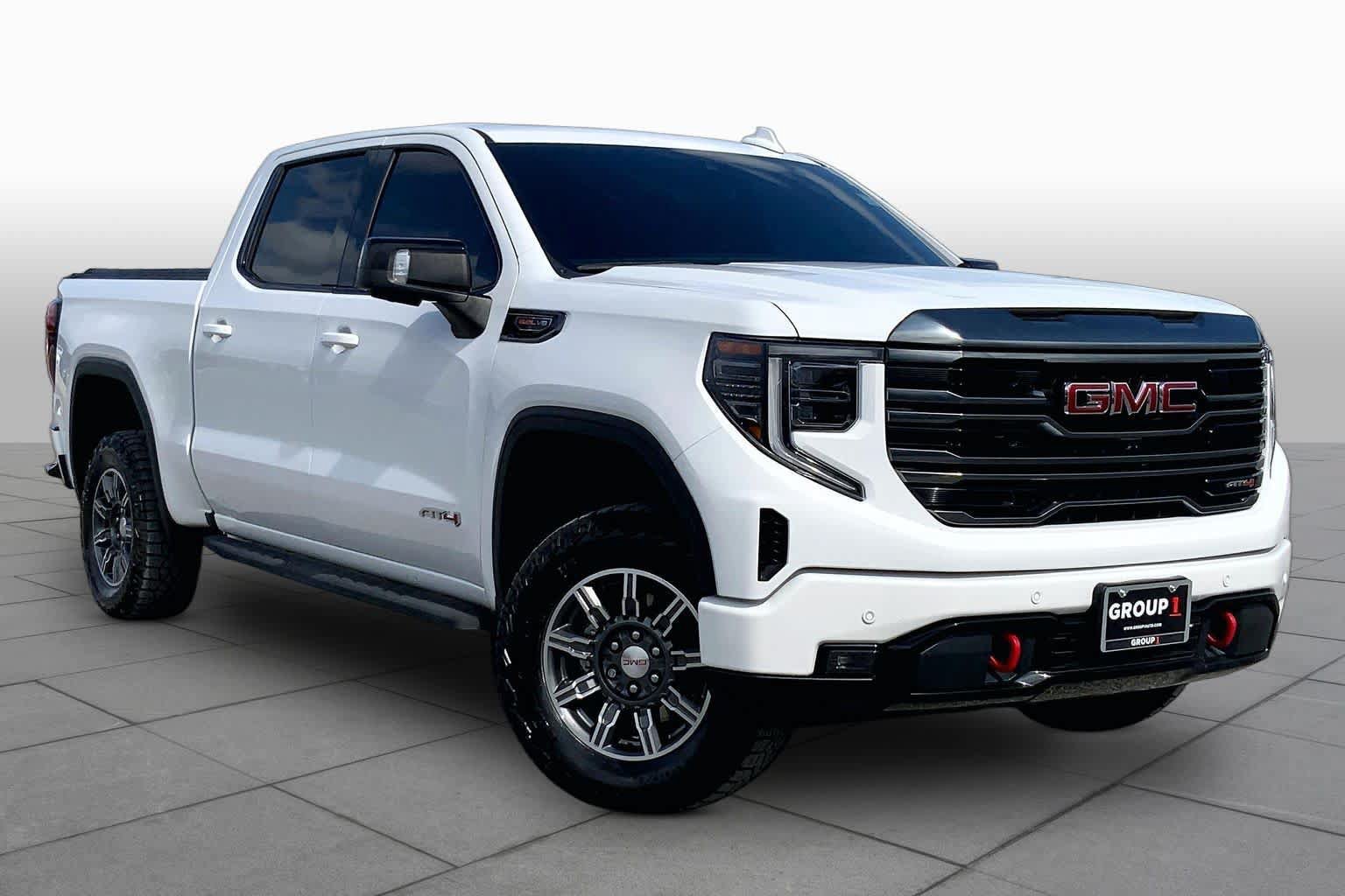 Used 2024 GMC Sierra 1500 AT4 w/ Technology Package AWD/4WD image 3