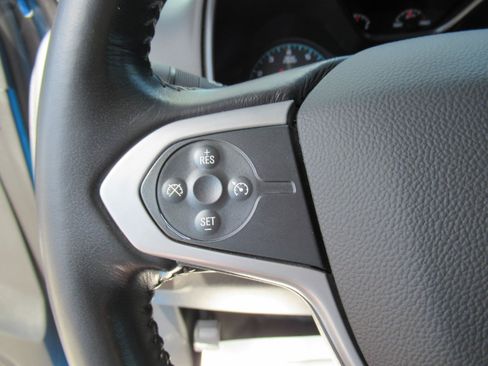 Used 2022 Chevrolet Colorado LT RWD image 24