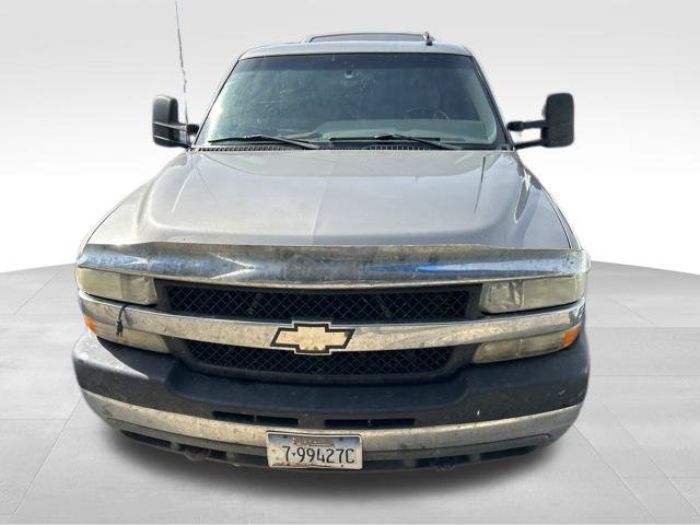 Used 2002 Chevrolet Silverado 2500 LT AWD/4WD image 2