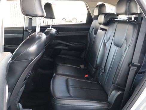 Used 2021 Kia Sorento S w/ Panoramic Sunroof Package FWD image 36