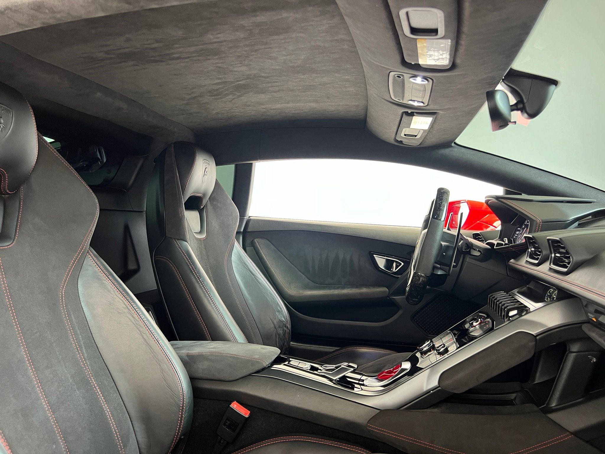 Used 2016 Lamborghini Huracan LP 580-2 RWD image 14