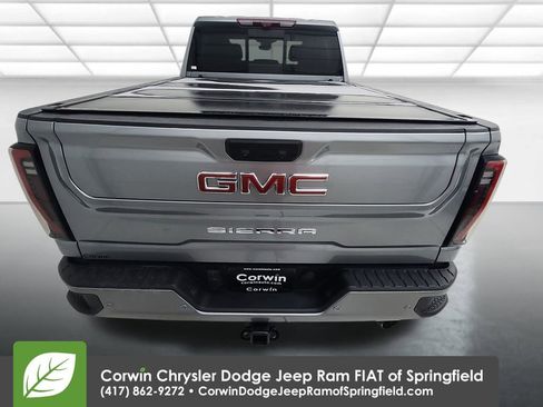 Used 2024 GMC Sierra 2500 AT4 w/ Technology Package image 7