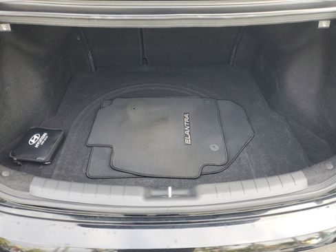 Used 2020 Hyundai Elantra Value Edition image 9