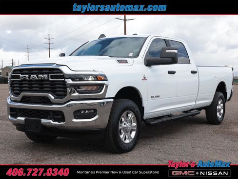 Used 2025 RAM 3500 Big Horn AWD/4WD image 40