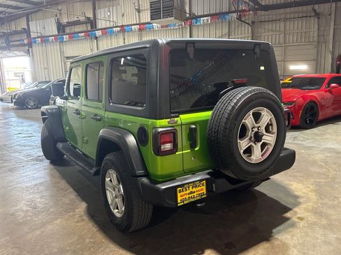 Used 2020 Jeep Wrangler Unlimited Sport S AWD/4WD image 3