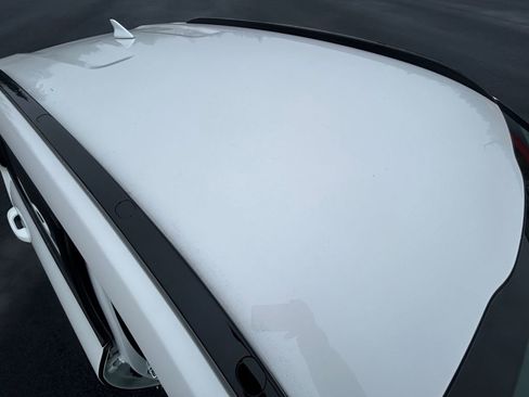 Used 2023 Kia Niro EX image 28