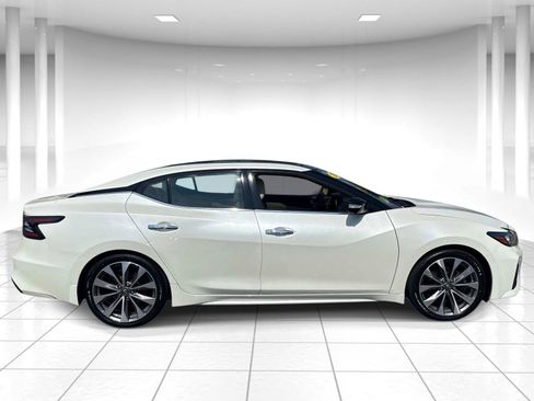 Used 2023 Nissan Maxima Platinum w/ Sport Mat Group FWD image 2