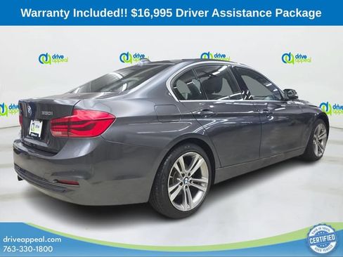 Used 2017 BMW 330i xDrive Sedan AWD/4WD image 5