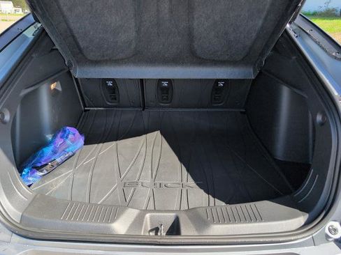 New 2026 Buick Envista Avenir image 5