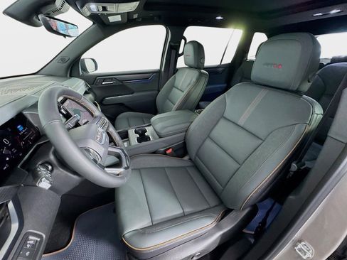 New 2026 GMC Acadia AT4 w/ Luxury Package AWD/4WD image 11