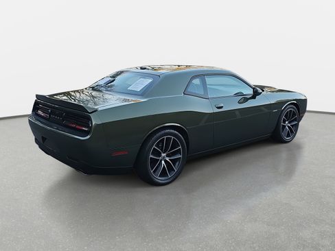 Used 2018 Dodge Challenger R/T w/ Performance Handling Group image 5