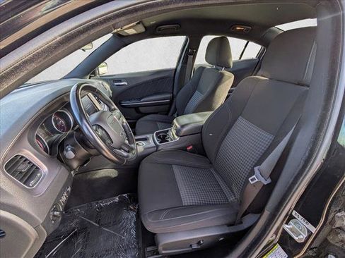Used 2023 Dodge Charger SXT RWD image 11
