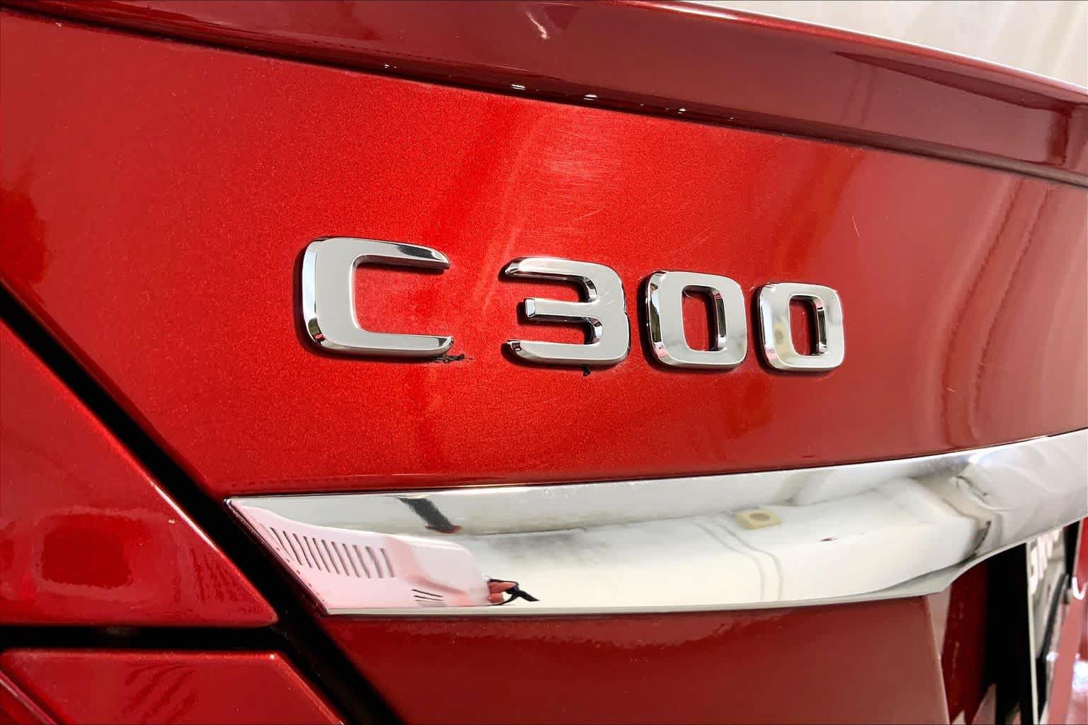 Used 2018 Mercedes-Benz C 300 4MATIC Sedan w/ Parking Assist Package image 29