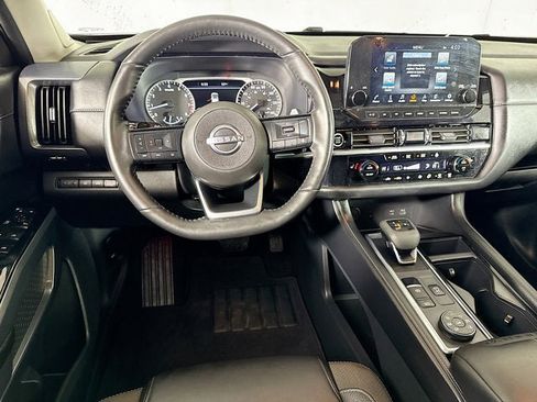 Certified 2023 Nissan Pathfinder SL w/ SL Premium Package AWD/4WD image 20