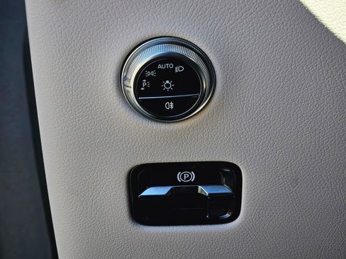 New 2026 Mercedes-Benz GLC 300 4MATIC image 28