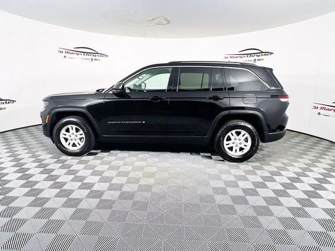 Used 2023 Jeep Grand Cherokee Laredo w/ Trailer Tow Package RWD image 5