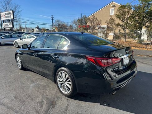 Used 2019 INFINITI Q50 Luxe w/ Essential Package (3.0T Luxe) image 4