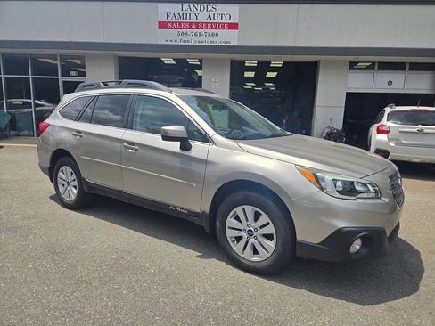 Used 2016 Subaru Outback 2.5i Premium AWD/4WD image 20