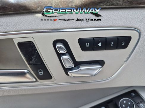 Used 2014 Mercedes-Benz E 350 Sedan w/ Premium 1 Package image 17