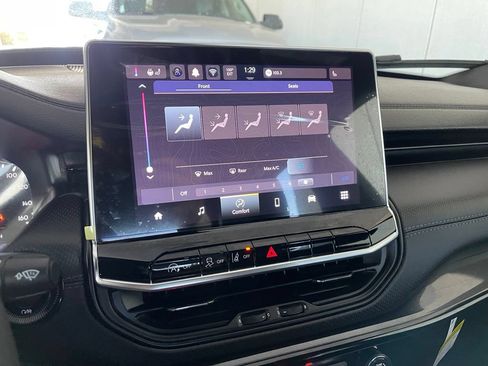 New 2026 Jeep Compass Latitude AWD/4WD image 21