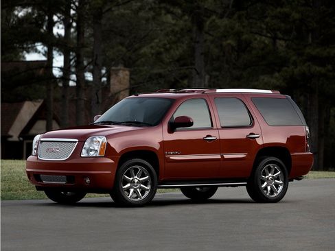 Used 2007 GMC Yukon Denali AWD/4WD image 1