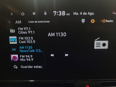 Used 2025 Hyundai Elantra SEL FWD image 25