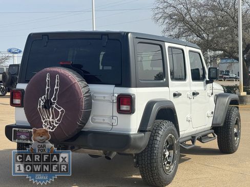 Used 2022 Jeep Wrangler Unlimited Sport image 4