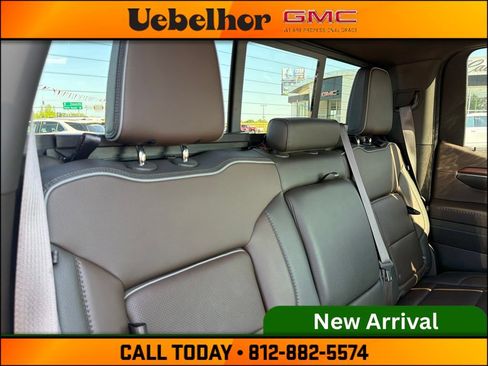 Used 2023 GMC Sierra 1500 Denali w/ Denali Reserve Package AWD/4WD image 5
