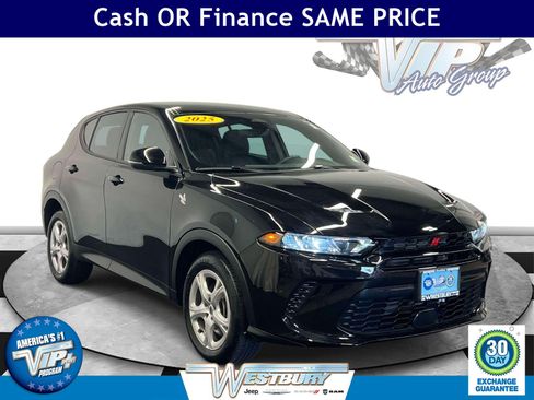 Used 2025 Dodge Hornet GT w/ Cold Weather Group AWD/4WD image 1