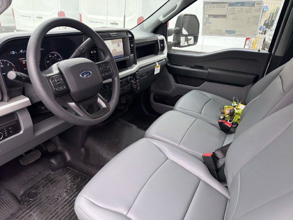 New 2026 Ford F350 XL w/ XL Chrome Package RWD image 11