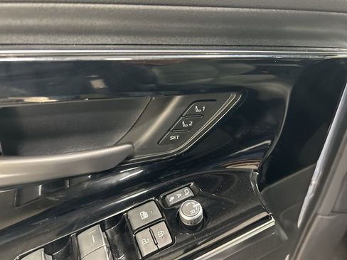 Used 2023 Subaru Solterra AWD image 13