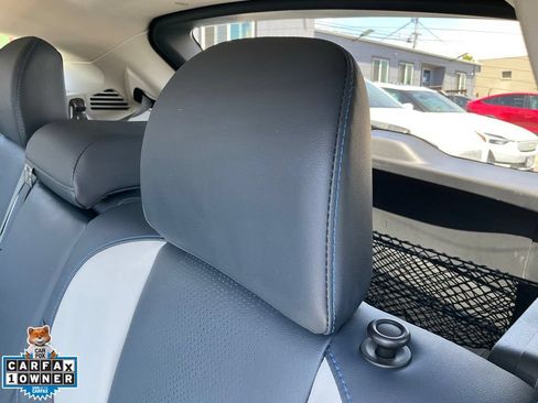 Used 2021 Subaru Crosstrek Hybrid w/ Moonroof Package w/Navigation AWD/4WD image 22