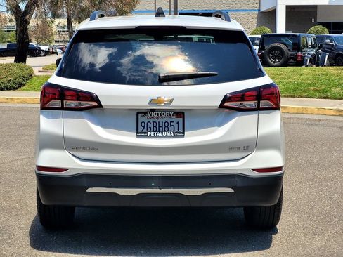 Used 2022 Chevrolet Equinox LT AWD/4WD image 5