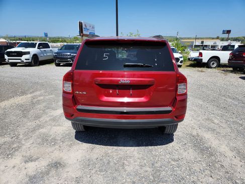 Used 2013 Jeep Compass Latitude image 4