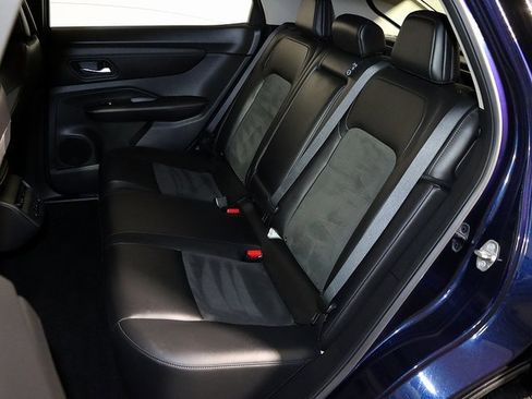 Used 2023 Nissan Ariya EVOLVE+ e-4ORCE image 13