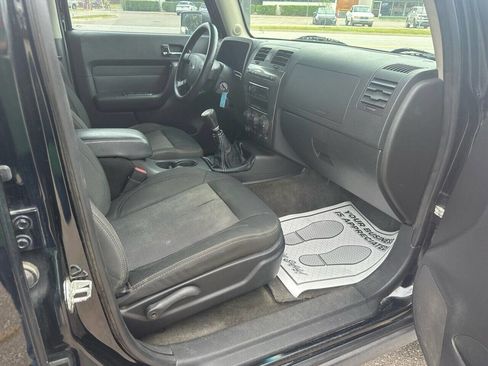 Used 2007 HUMMER H3 image 7
