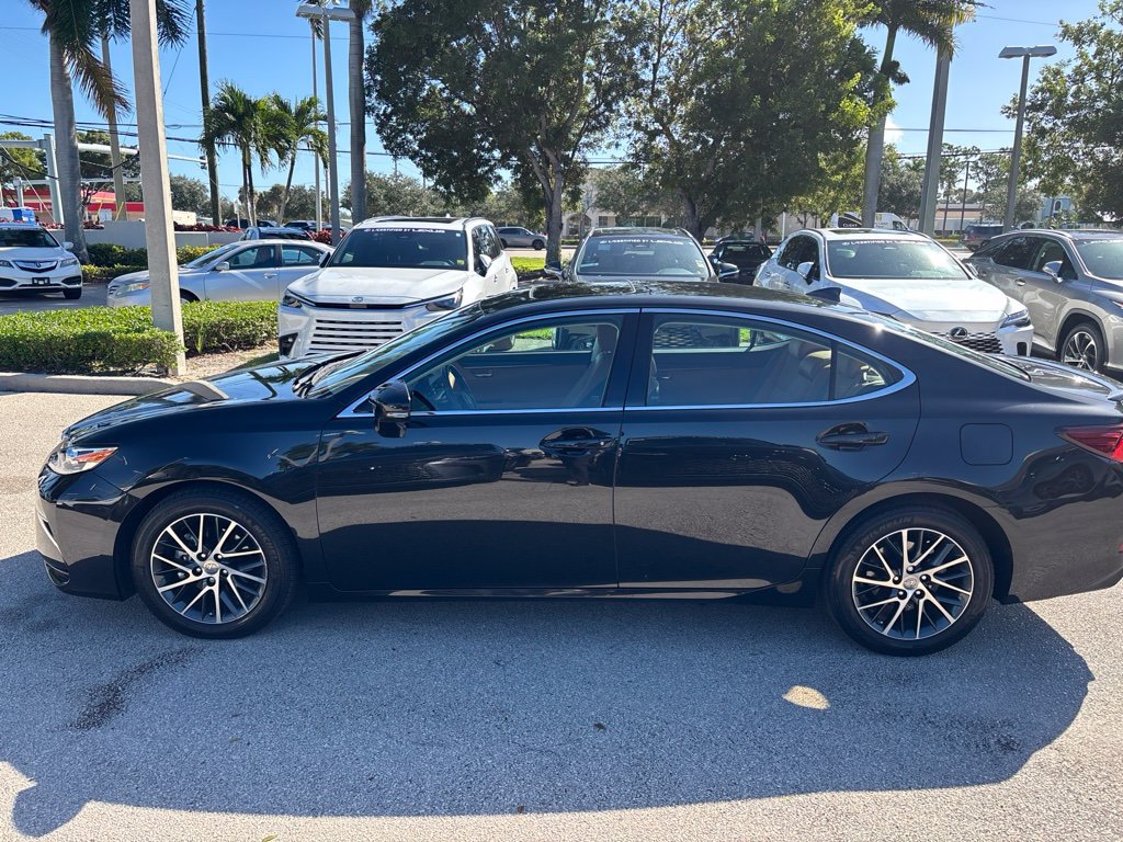 Used 2017 Lexus ES 350 FWD image 9