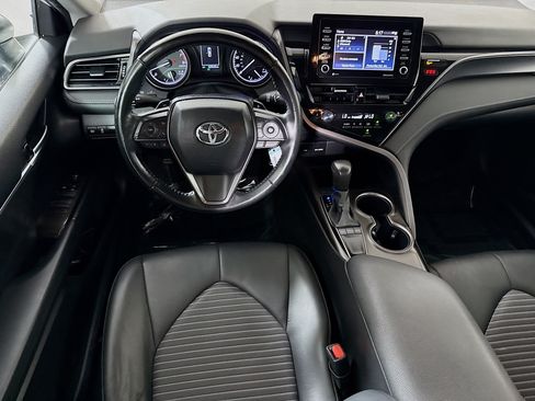 Used 2024 Toyota Camry SE FWD image 17