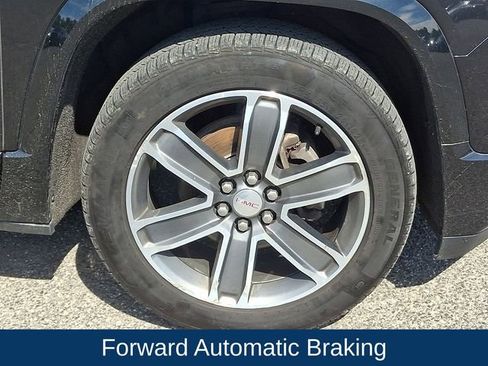 Used 2018 GMC Acadia Denali w/ Technology Package AWD/4WD image 29