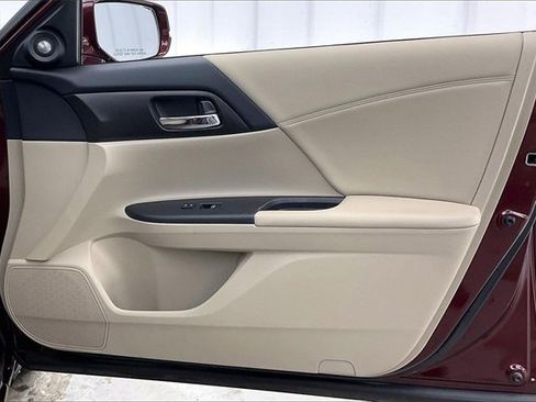 Used 2014 Honda Accord EX-L image 22