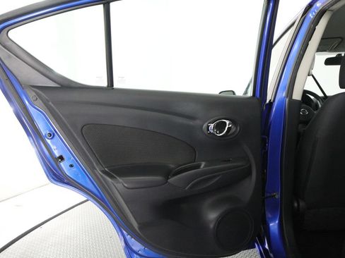 Used 2013 Nissan Versa SV w/ Convenience Pkg FWD image 26