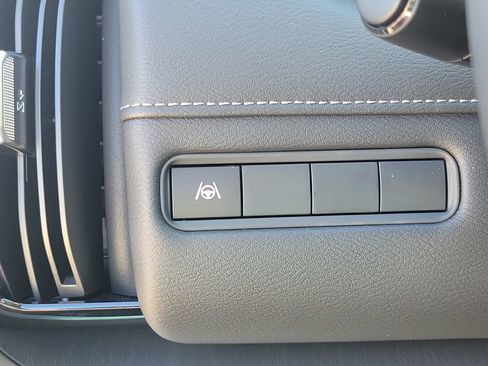 New 2026 Nissan Armada SV AWD/4WD image 30