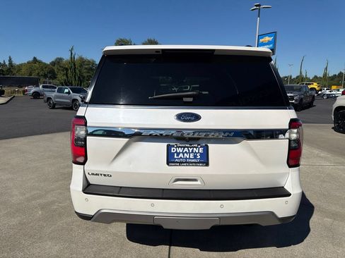 Used 2018 Ford Expedition Limited w/ Equipment Group 302A AWD/4WD image 5