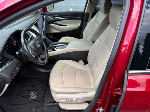 Used 2019 Buick Enclave Essence FWD image 13