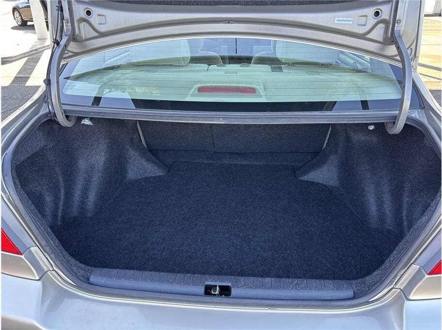 Used 2006 Toyota Corolla CE FWD image 15