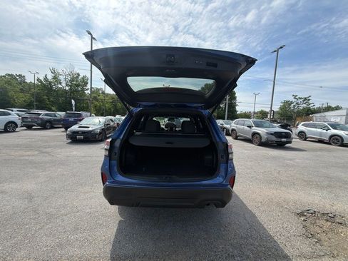 Used 2026 Subaru Forester Premium AWD/4WD image 5